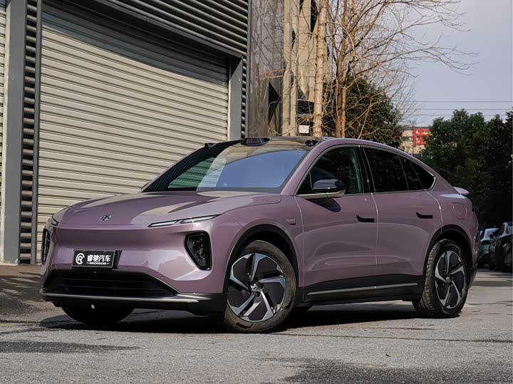 Фото 2 - Nio EC6