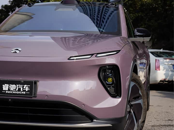 Фото 9 - Nio EC6