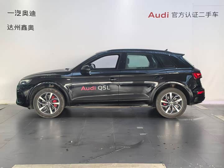 Фото 3 - Audi Q5L