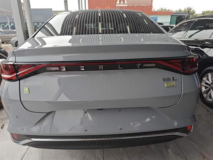 Фото 6 - Geely Emgrand L Hi·P Hybrid