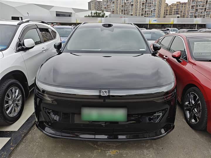 Фото 3 - Zeekr 7X