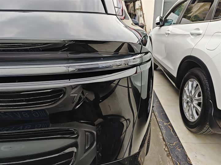 Фото 8 - Zeekr 7X