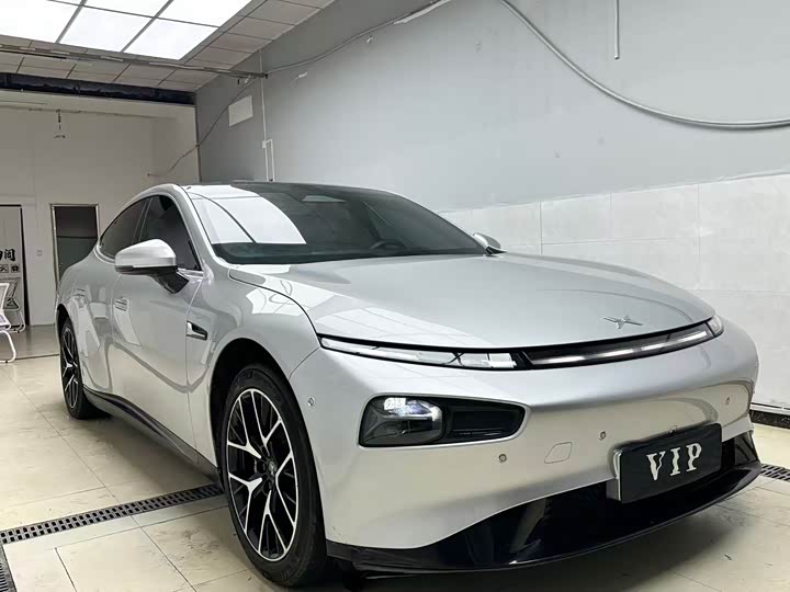 Фото 1 - XPeng P7