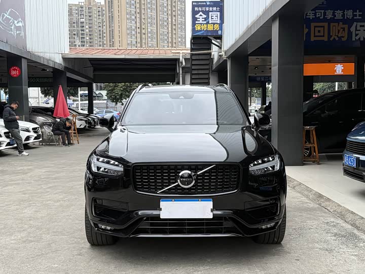Фото 2 - Volvo XC90