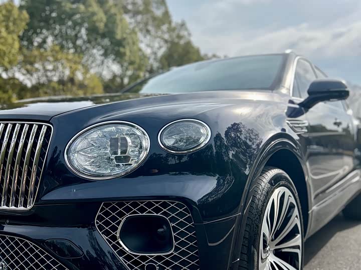 Фото 6 - Bentley Bentayga