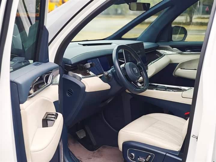 Фото 8 - Zeekr 009