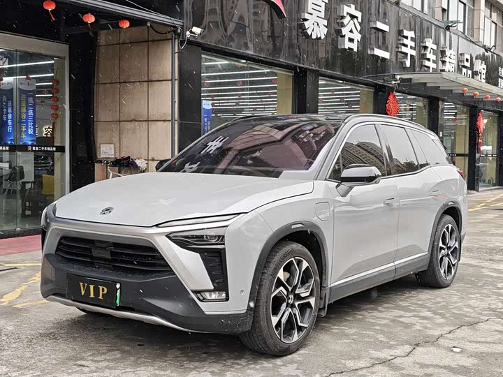 Фото 1 - Nio ES8