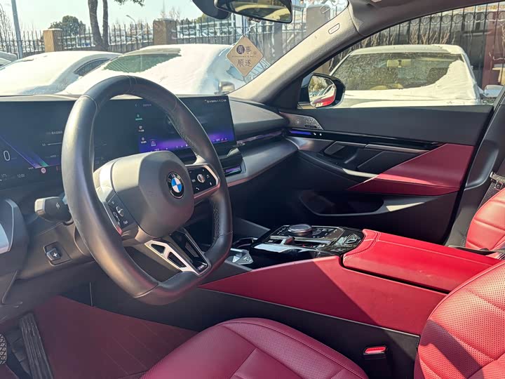 Фото 4 - BMW 5 Series