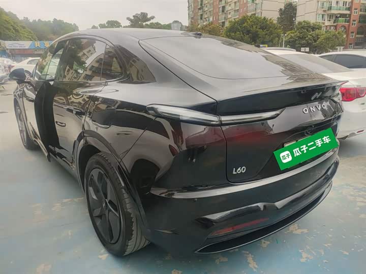 Фото 5 - Nio Onvo L60