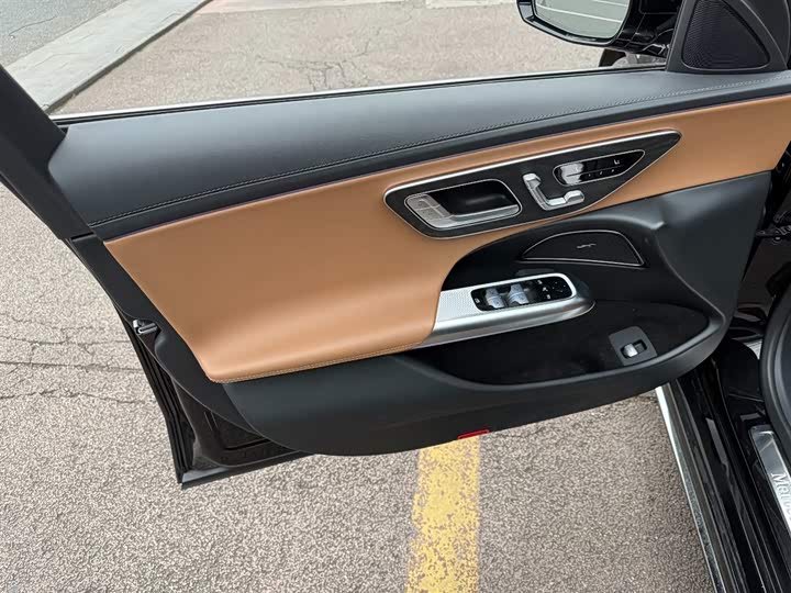 Фото 6 - Mercedes-Benz E-Class