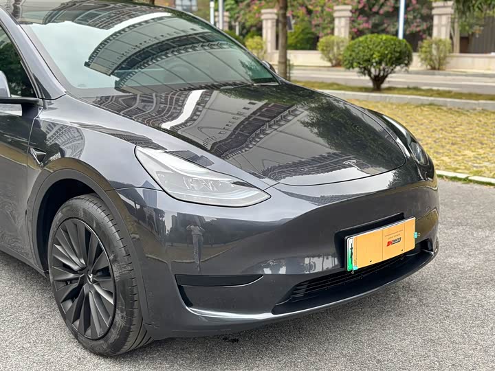Фото 7 - Tesla Model Y