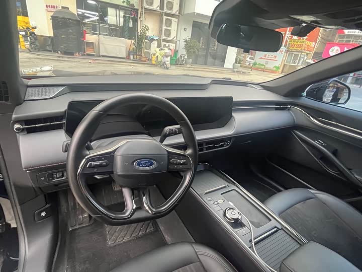 Фото 4 - Ford Mondeo