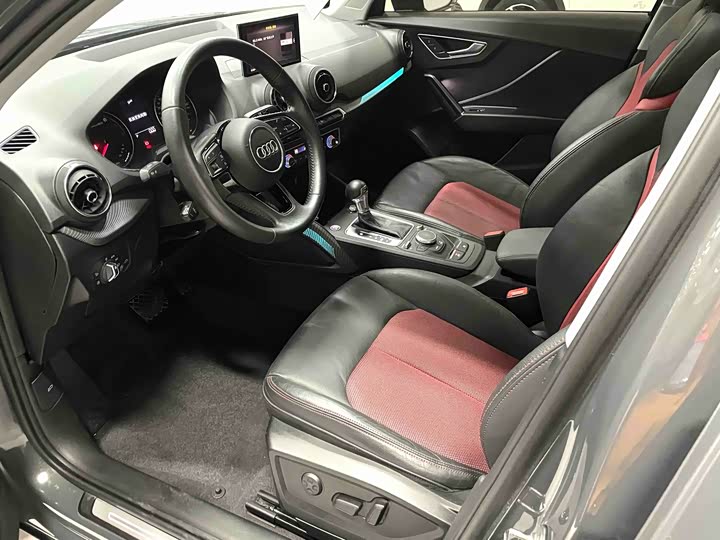 Фото 5 - Audi Q2L