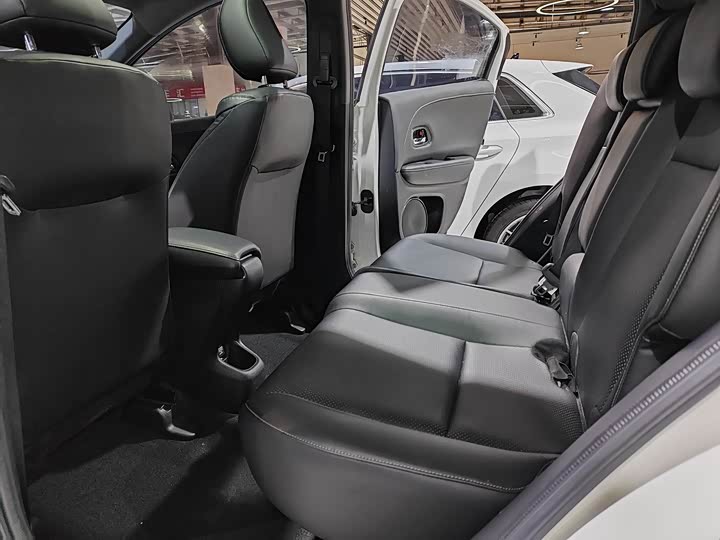 Фото 8 - Honda XR-V