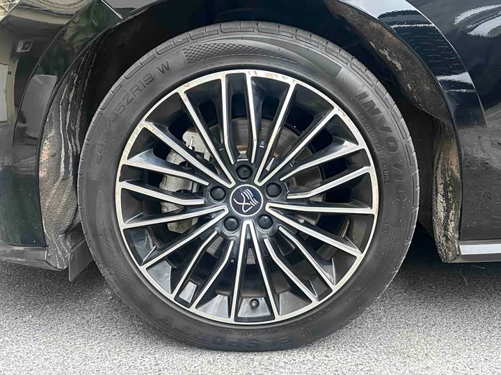 Фото 8 - BYD Han