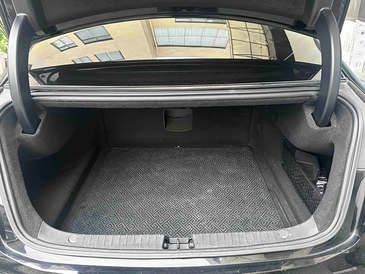 Фото 9 - BYD Han