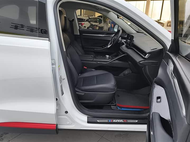 Фото 8 - Haval H6