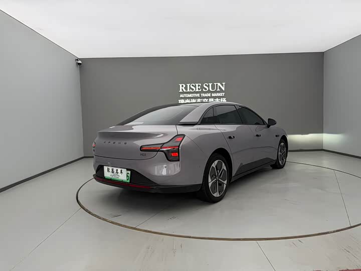 Фото 7 - XPeng Mona M03