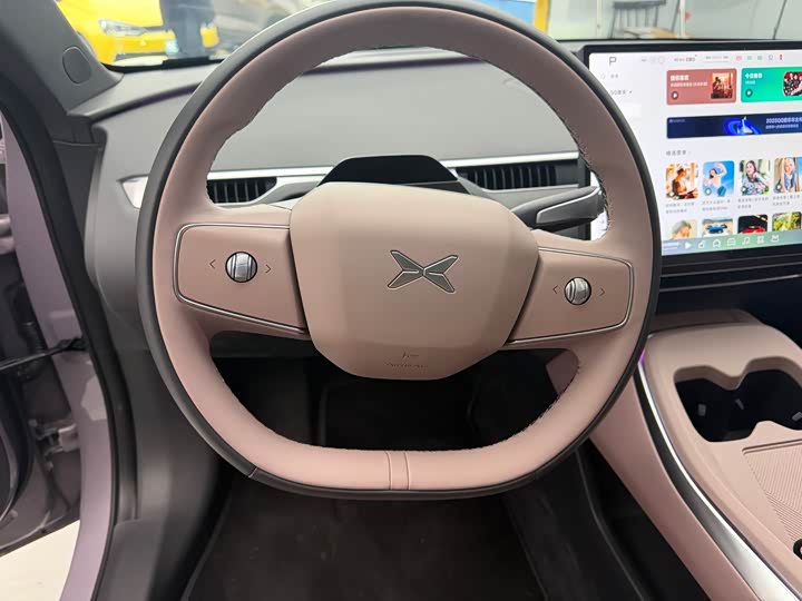 Фото 9 - XPeng Mona M03