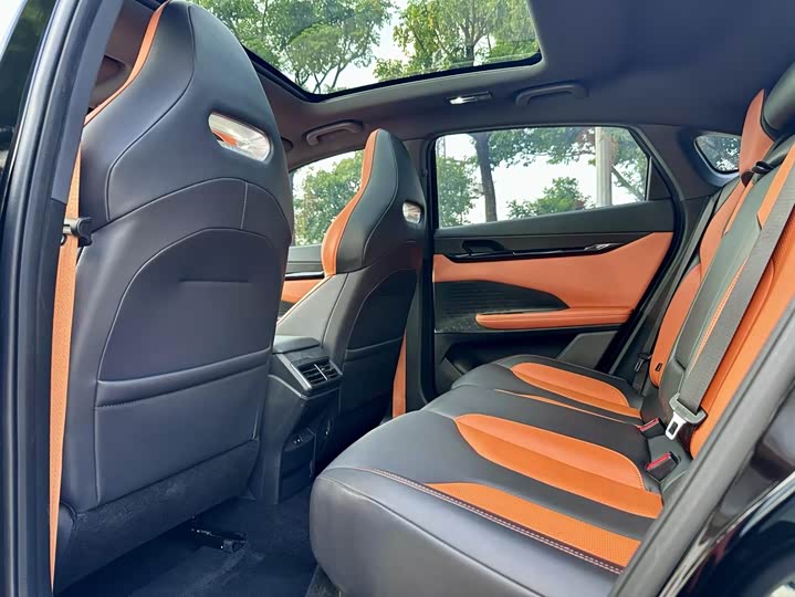 Фото 5 - Changan UNI-V