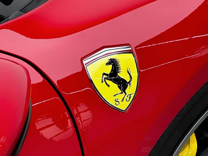 Фото 9 - Ferrari 296