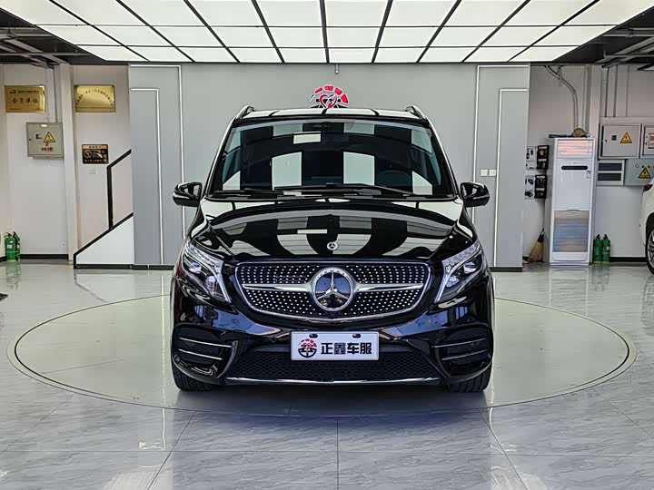 Фото 2 - Mercedes-Benz V-Class