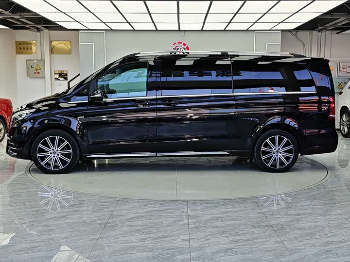 Фото 4 - Mercedes-Benz V-Class