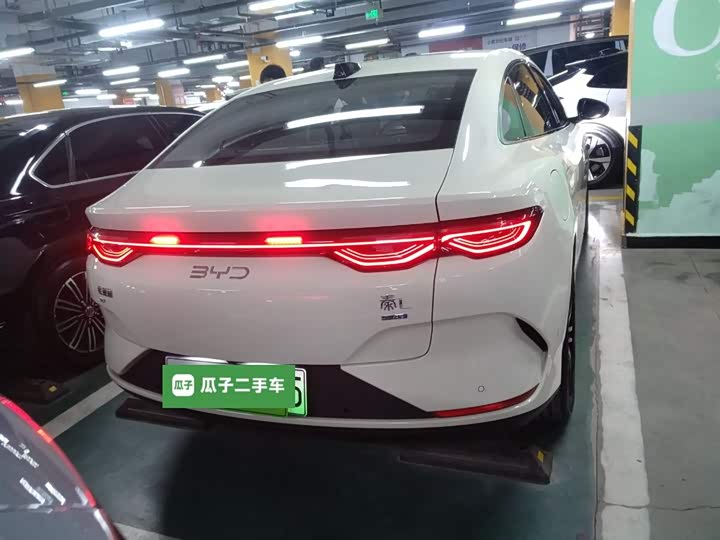 Фото 6 - BYD Qin L