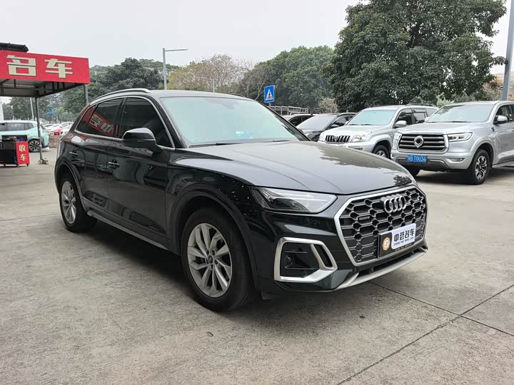 Фото 5 - Audi Q5L