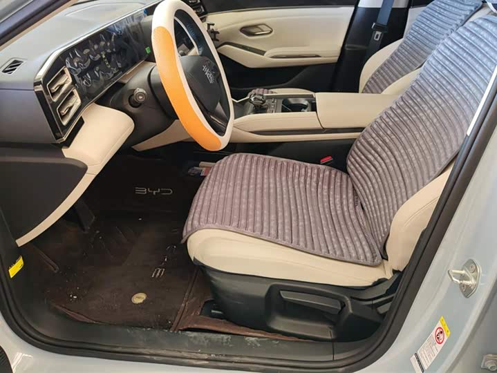 Фото 9 - BYD Qin L