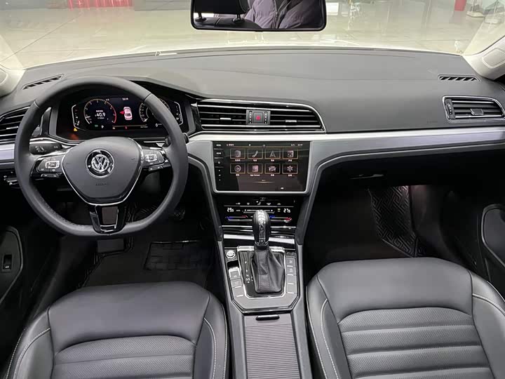 Фото 2 - Volkswagen Lamando L