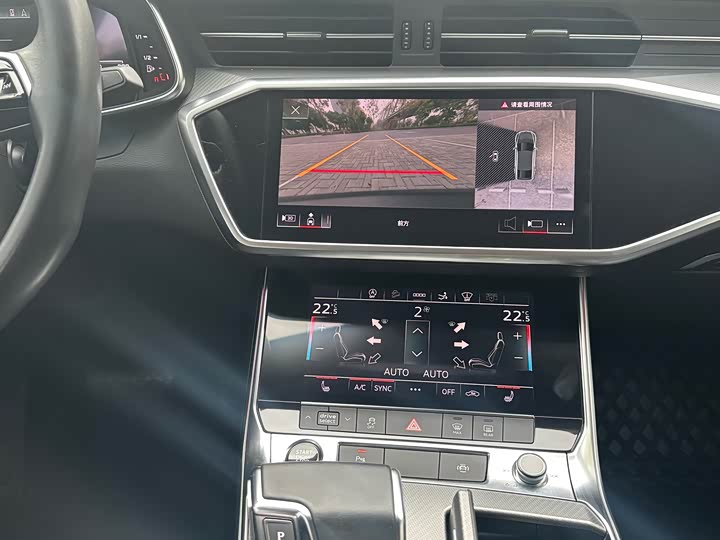 Фото 8 - Audi A7