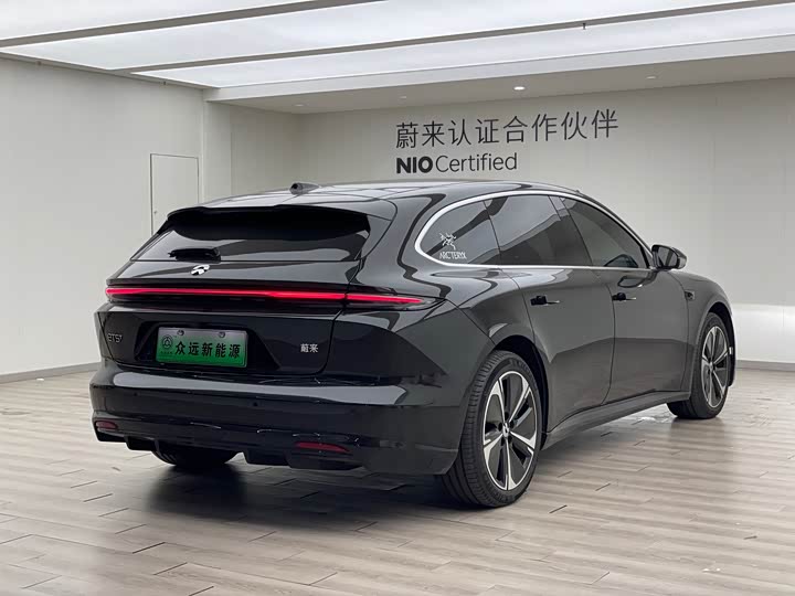 Фото 7 - Nio ET5T