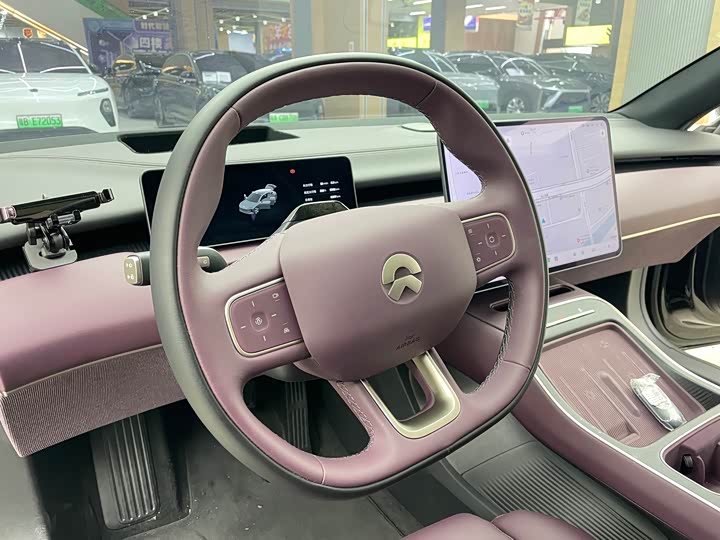 Фото 9 - Nio ET5T