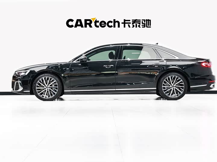 Фото 7 - Audi A8