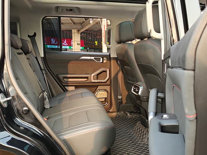 Фото 8 - Jetour T2