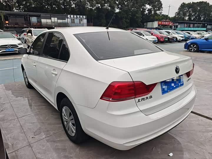 Фото 5 - Volkswagen Santana