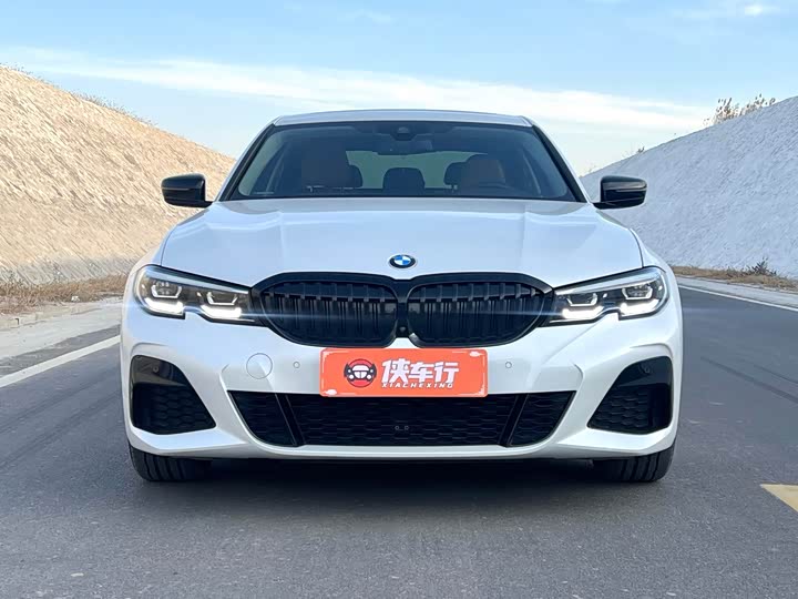 Фото 2 - BMW 3 Series