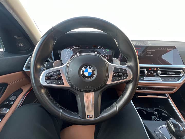 Фото 9 - BMW 3 Series