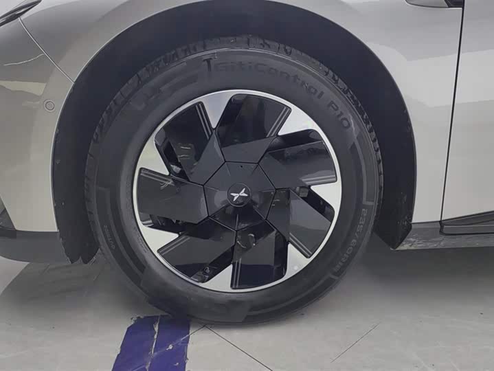 Фото 6 - XPeng F57