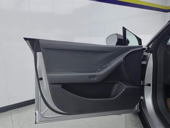 Фото 7 - XPeng F57