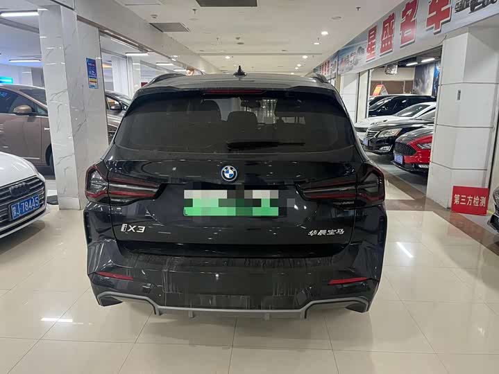 Фото 4 - BMW iX3