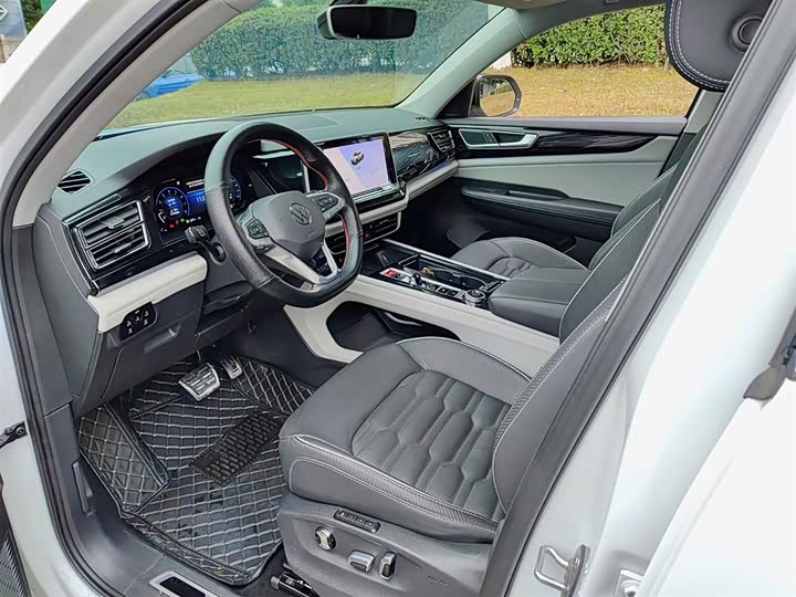 Фото 7 - Volkswagen Teramont X