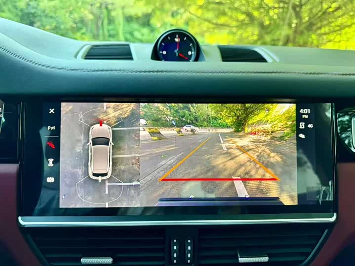 Фото 9 - Porsche Cayenne