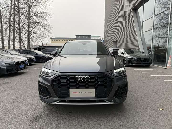 Фото 2 - Audi Q5L