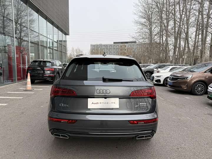 Фото 4 - Audi Q5L