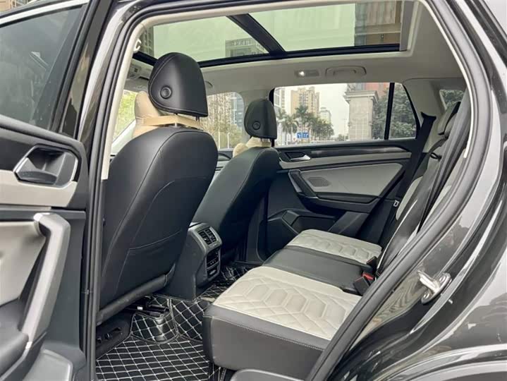 Фото 5 - Volkswagen Tayron