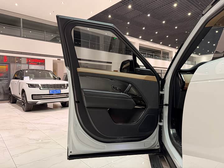 Фото 7 - Land Rover Range Rover Sport