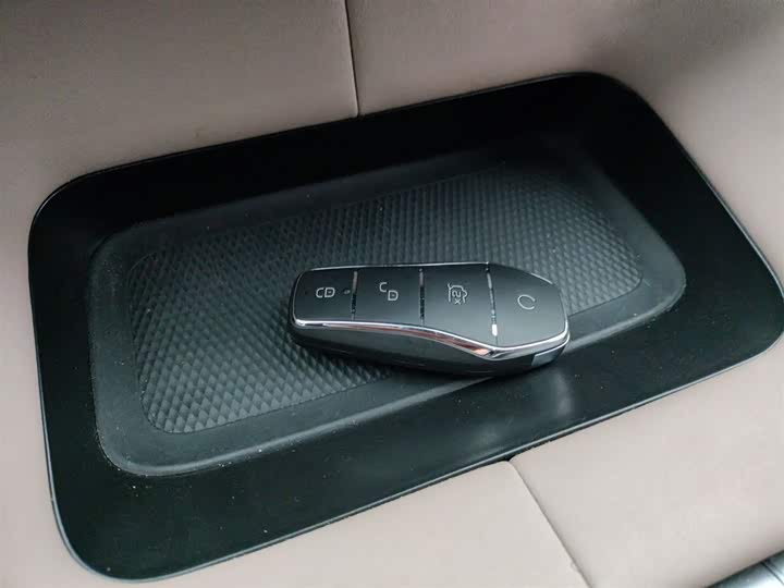 Фото 9 - BYD Dolphin