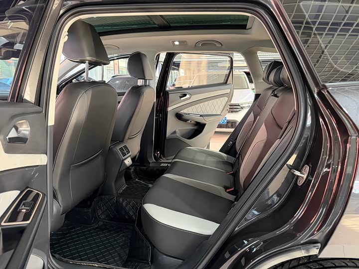 Фото 8 - Jetta VS7